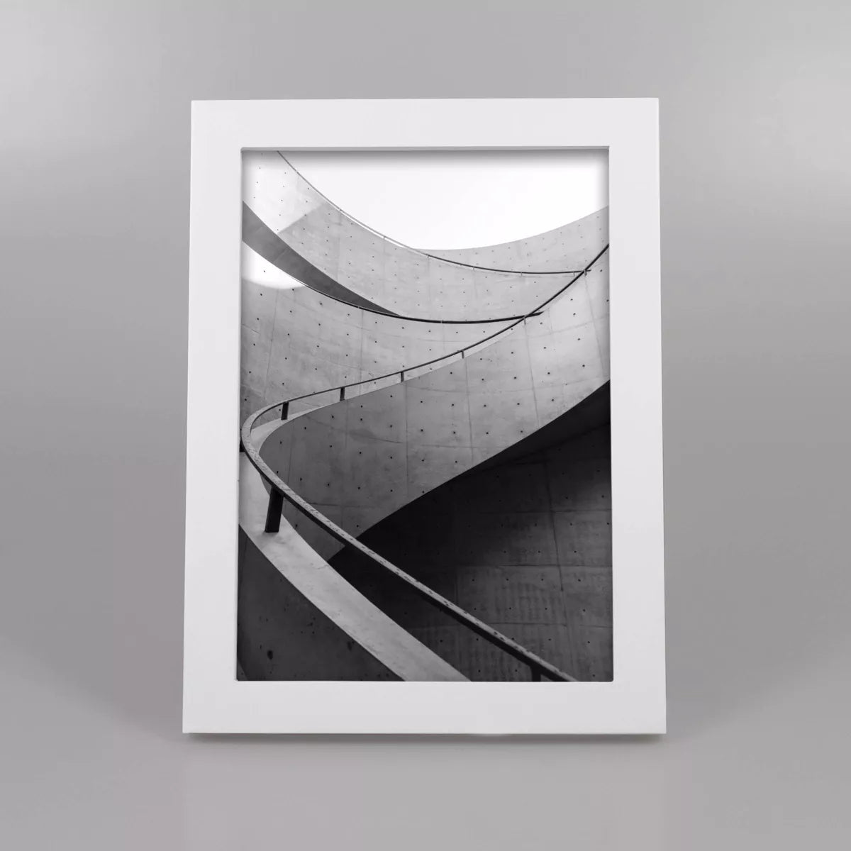 Thin Frame White - Threshold