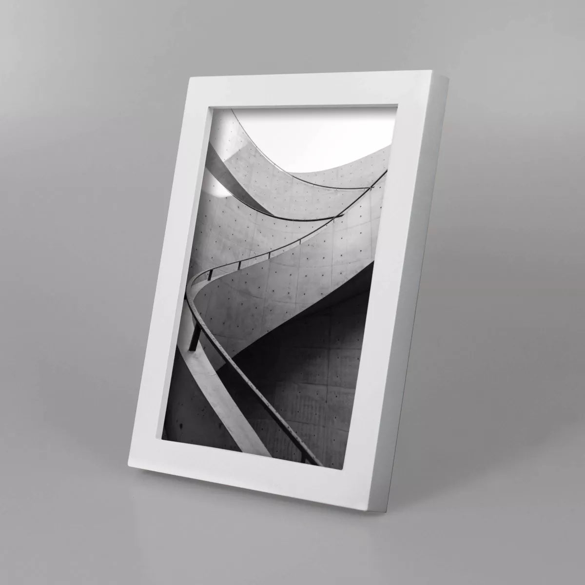 Thin Frame White - Threshold